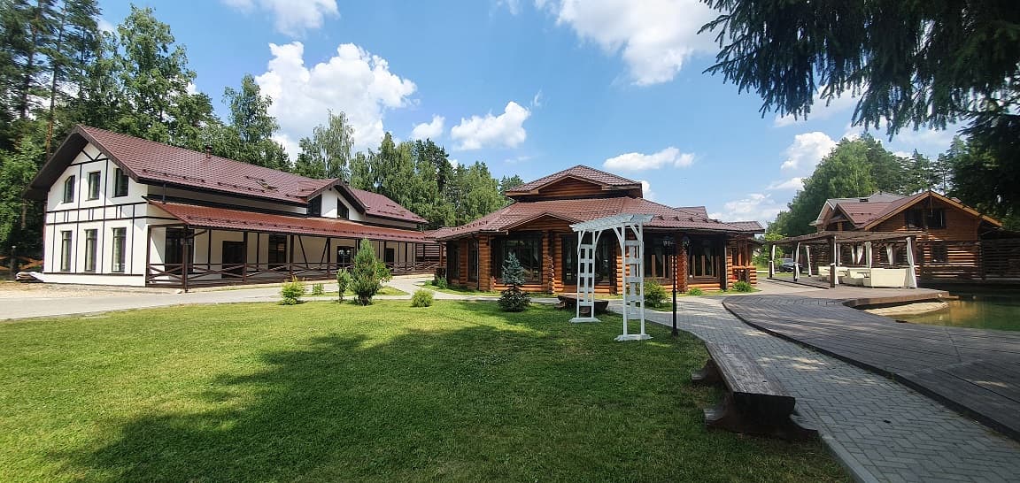 ЗАГОРОДНЫЙ КЛУБ БАРИН